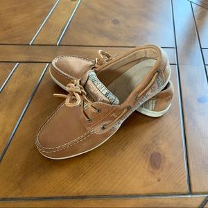 Sperry Top-Sider women’s Koifish Stripe Boat Shoe